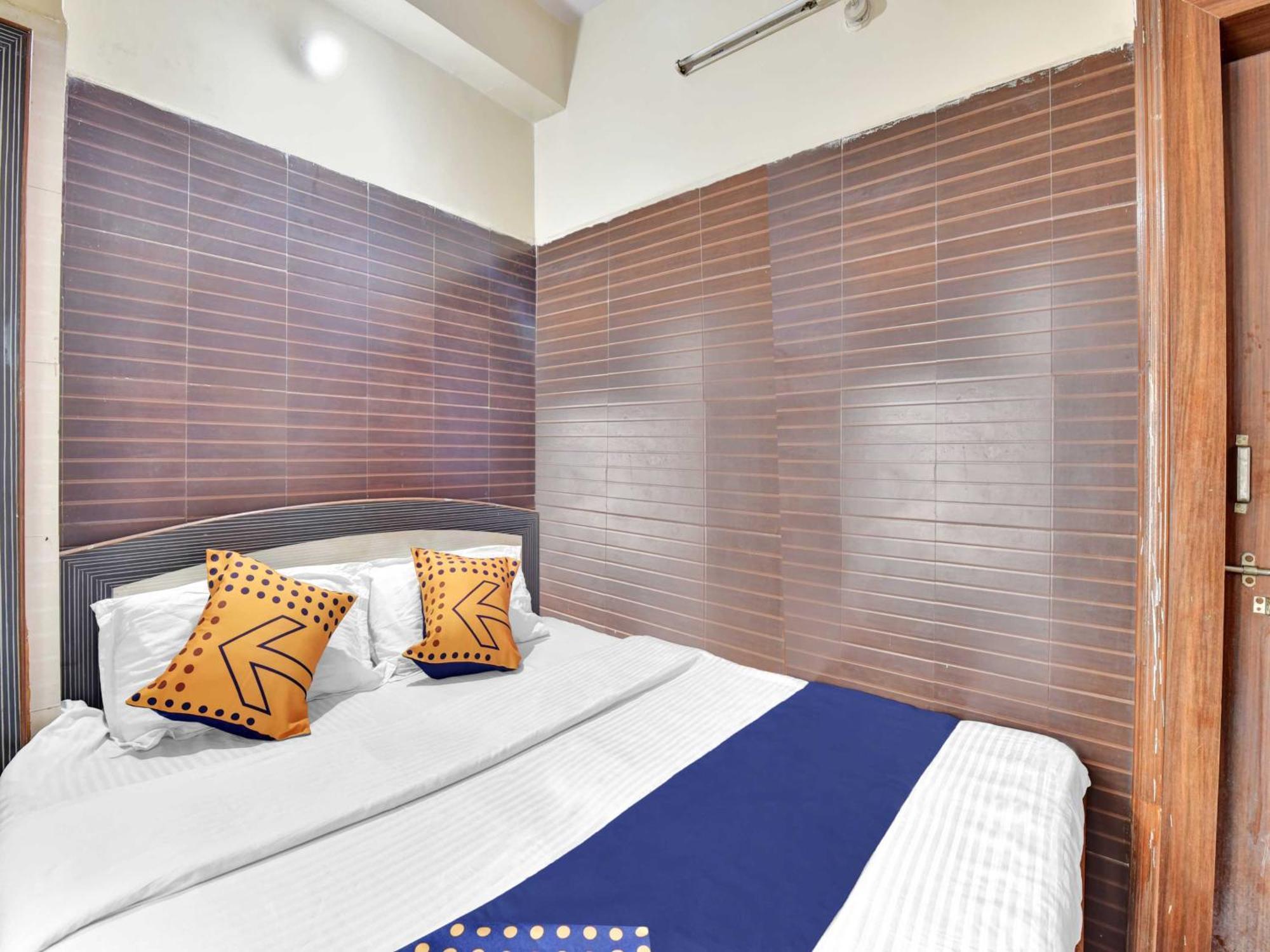 Oyo 85212 Hotel Vaibhav Ajmer Esterno foto