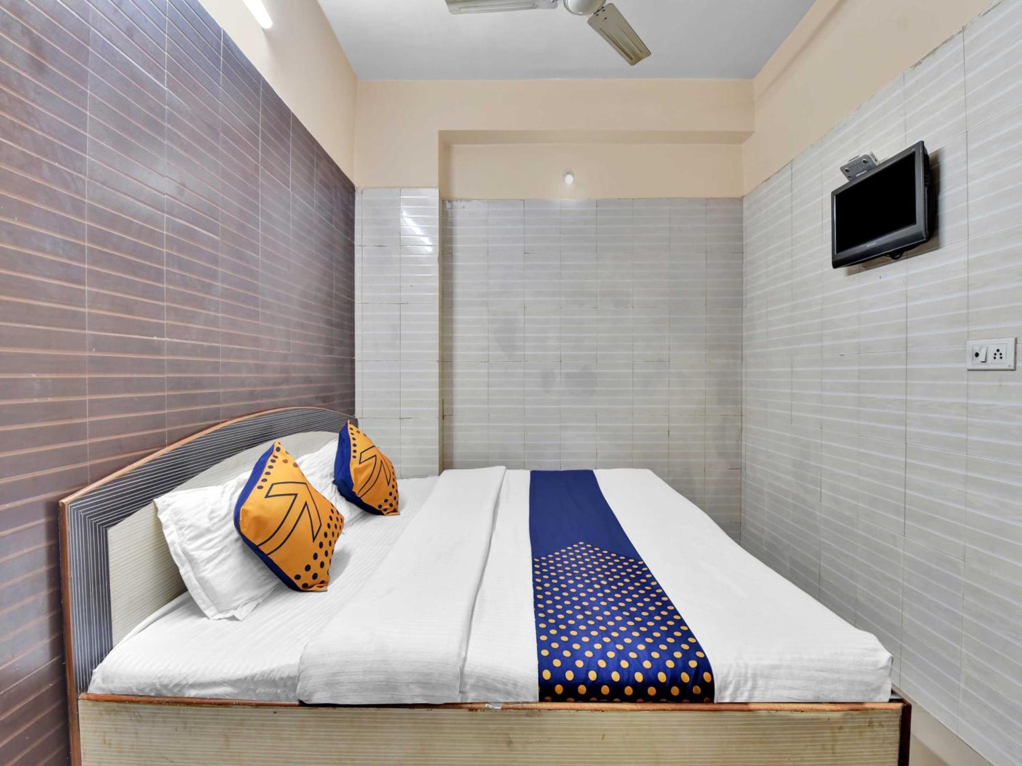 Oyo 85212 Hotel Vaibhav Ajmer Esterno foto