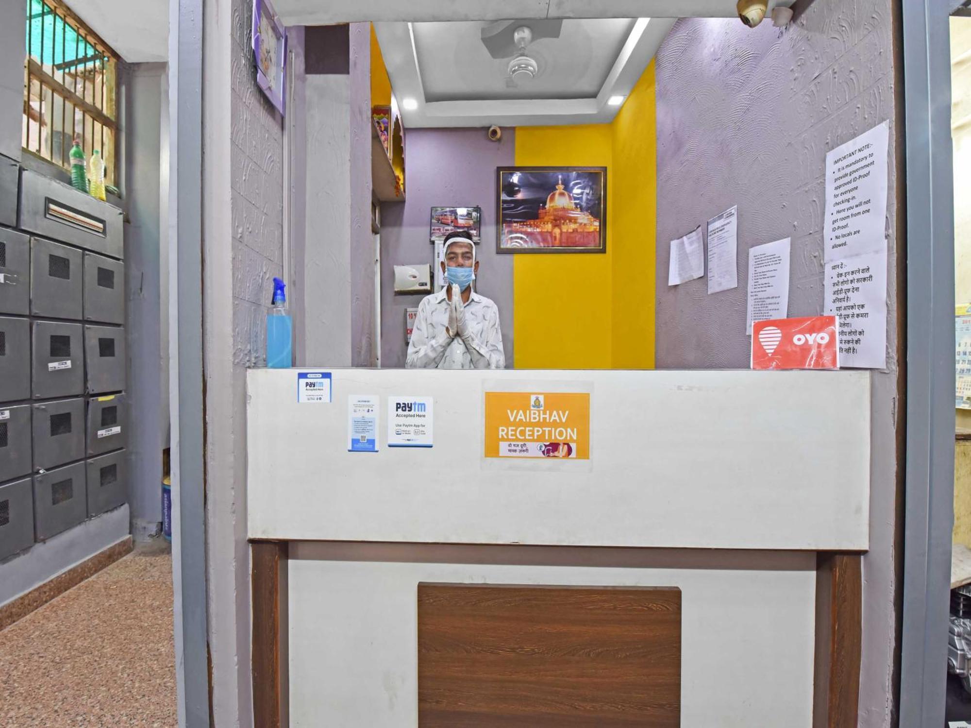 Oyo 85212 Hotel Vaibhav Ajmer Esterno foto
