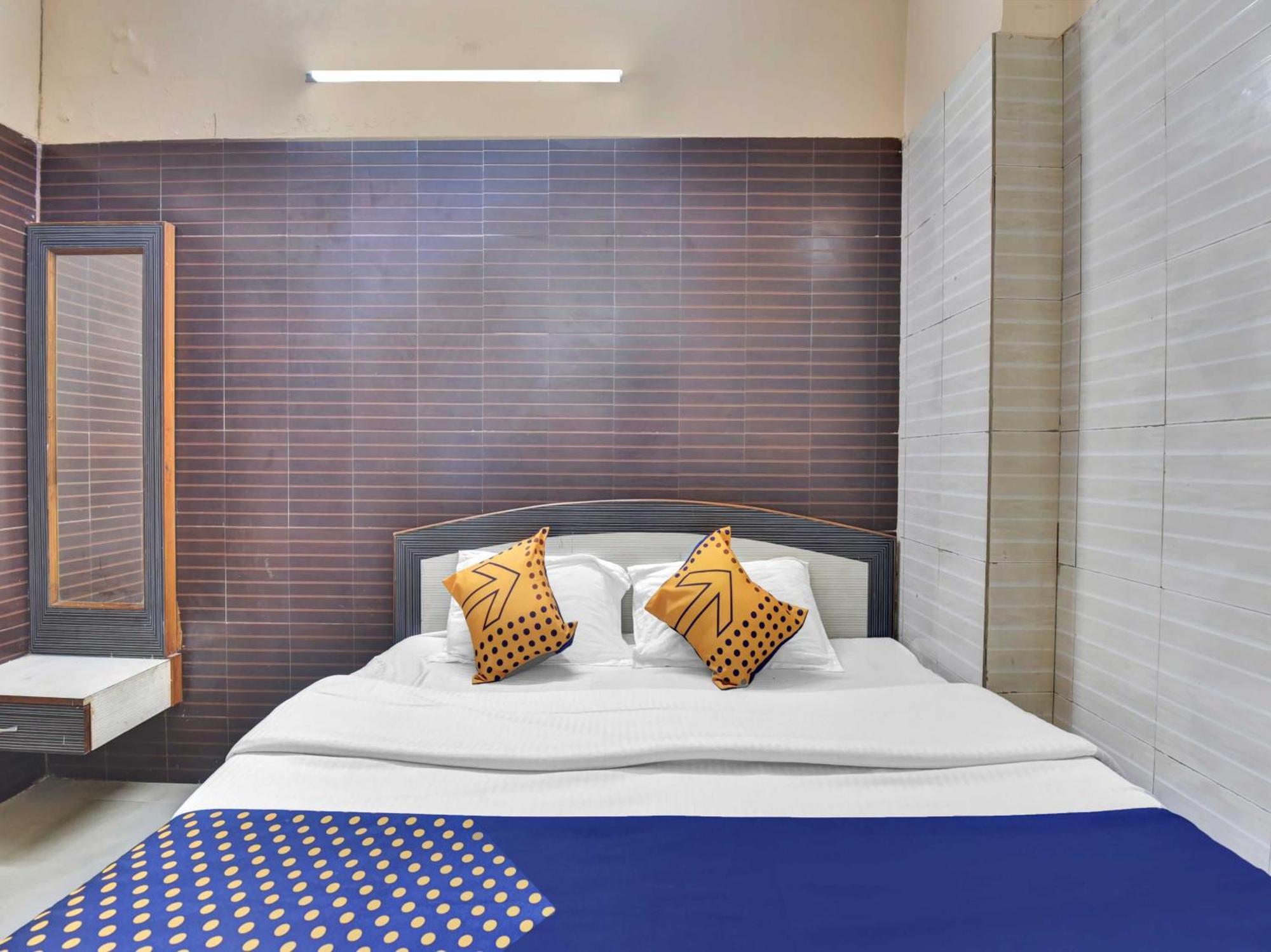 Oyo 85212 Hotel Vaibhav Ajmer Esterno foto
