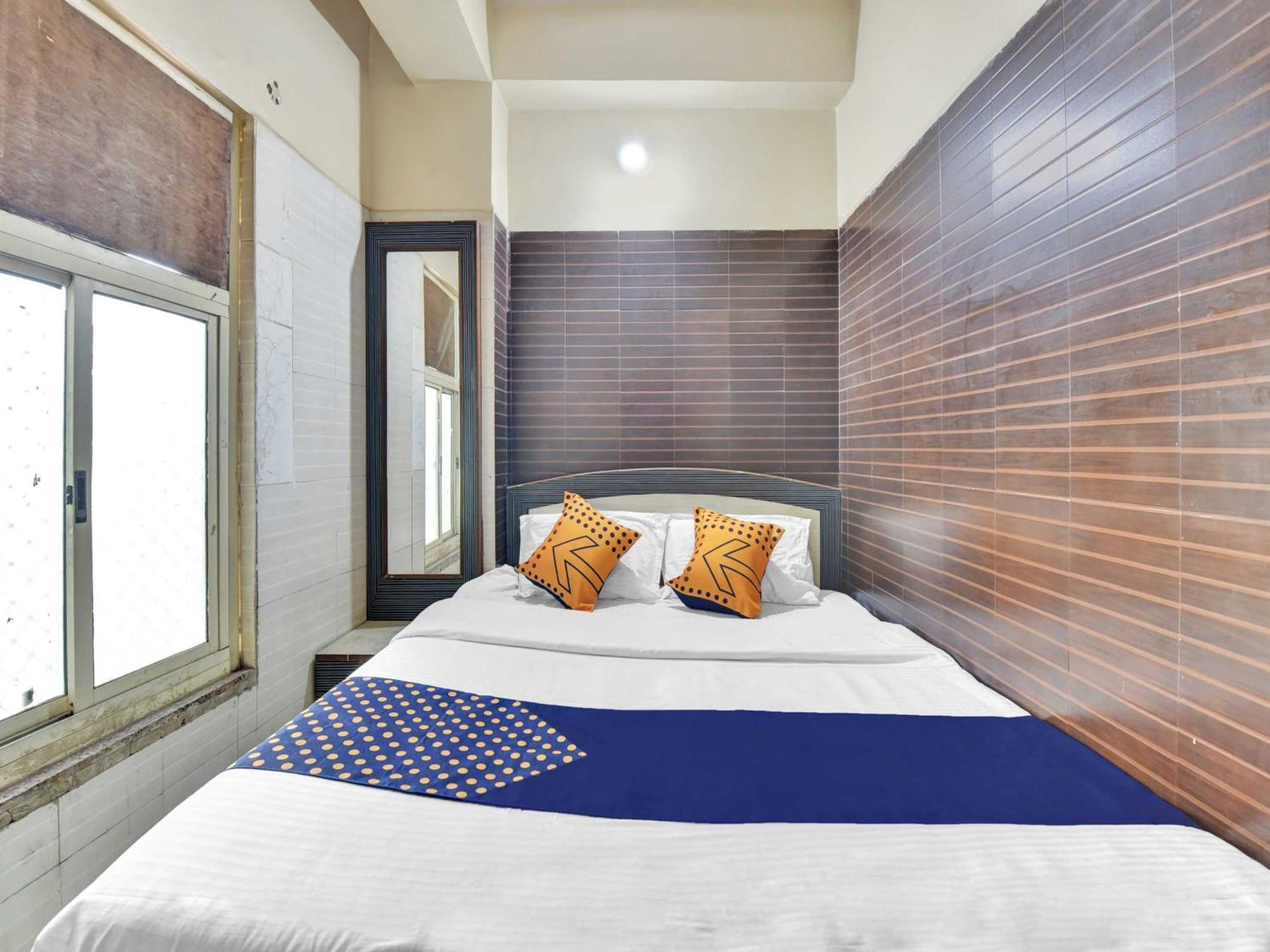 Oyo 85212 Hotel Vaibhav Ajmer Esterno foto